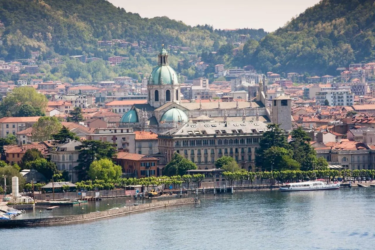 Como Ricky Apartment Cavallasca 0*,  イタリア